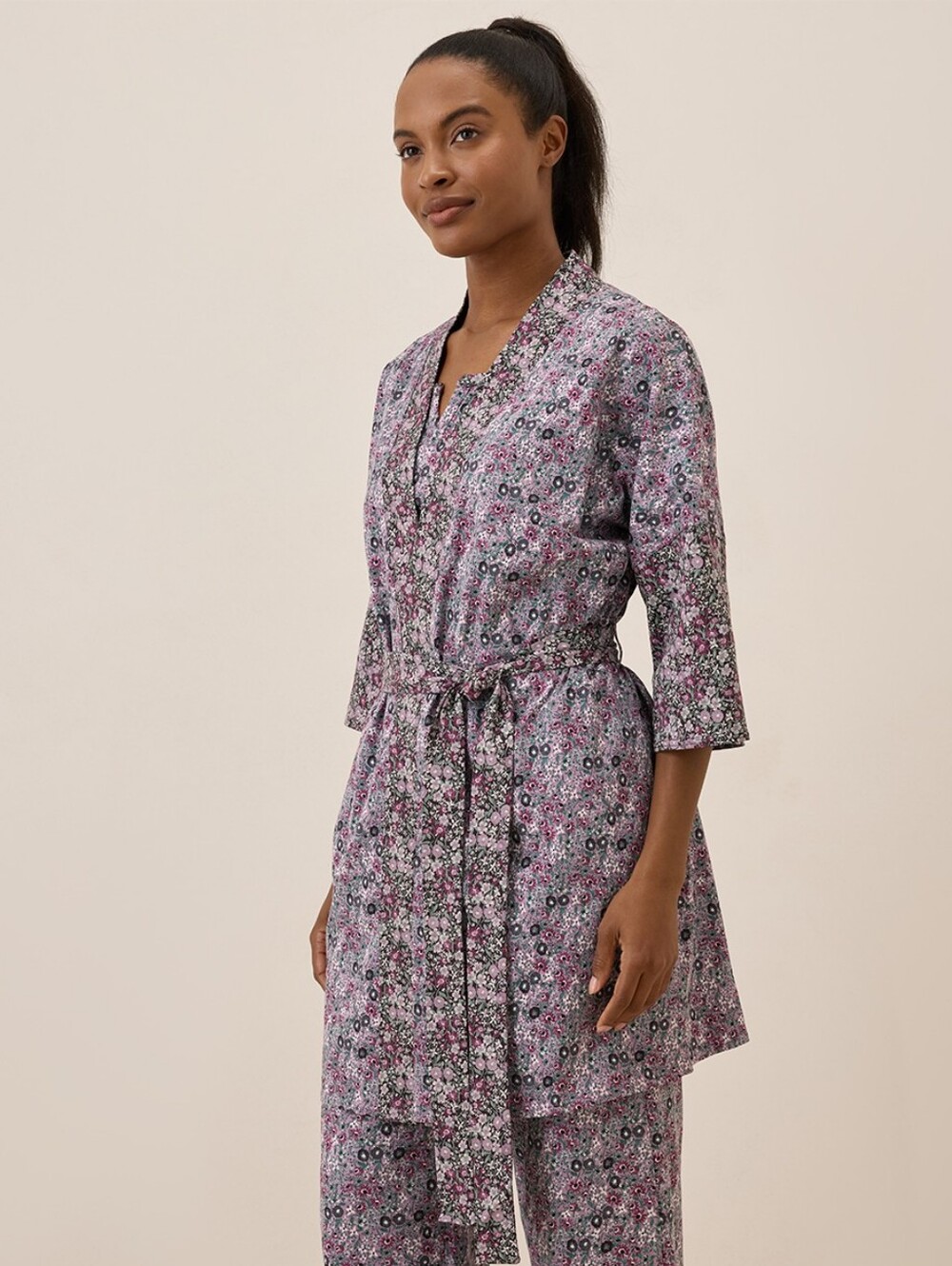Pact Floral Staycation Short Robe M/L
